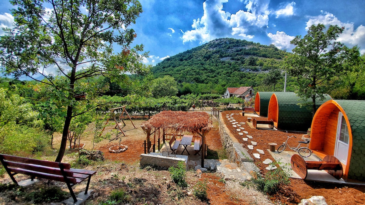 Cozy cottages near Skadar Lake 2