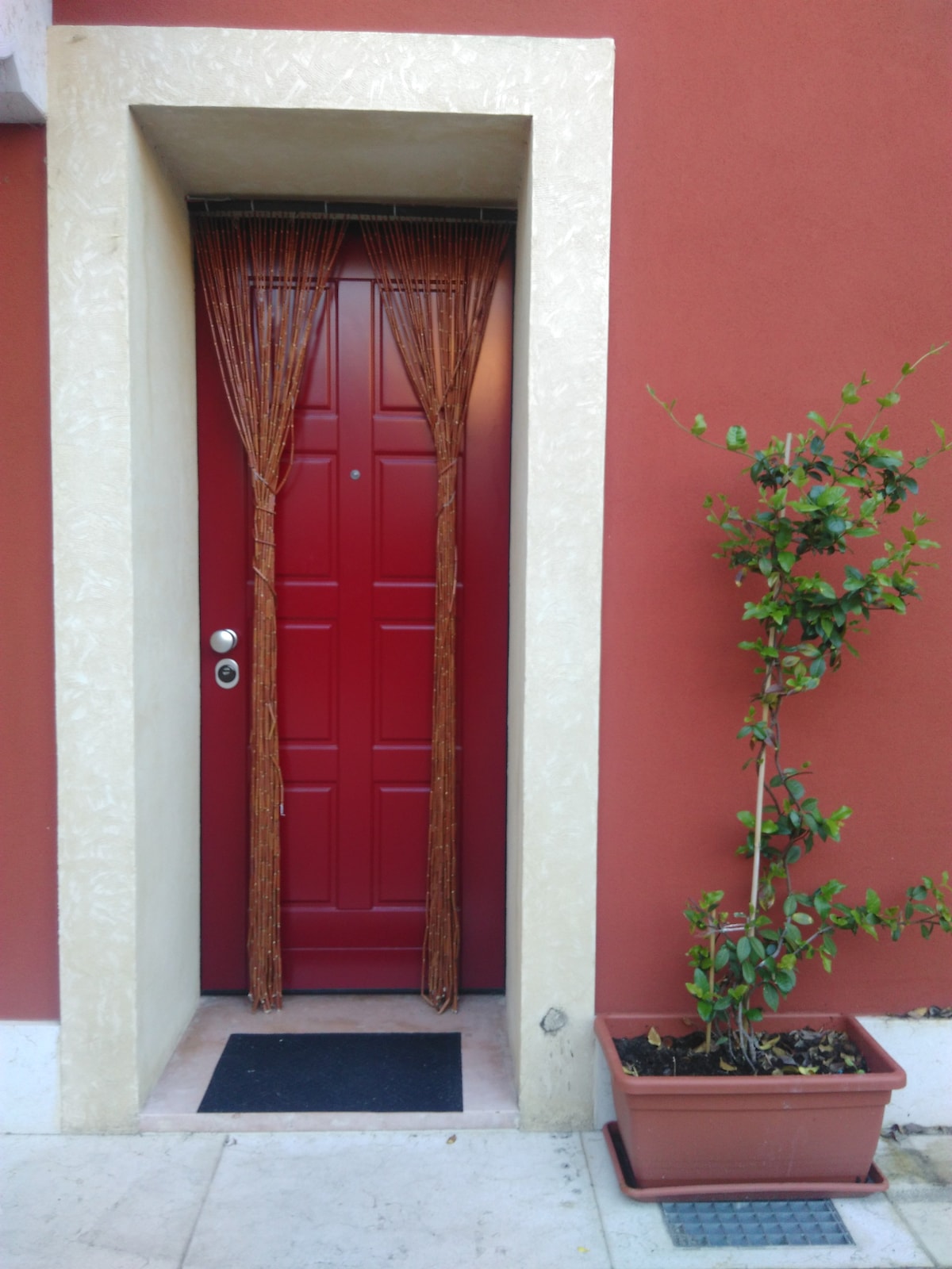 The Red Door (Aquardens-Verona-Garda)