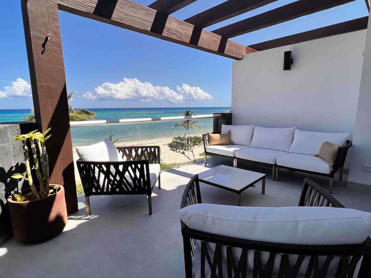 Oceanfront PentHouse at Mareazul-Casa Alba