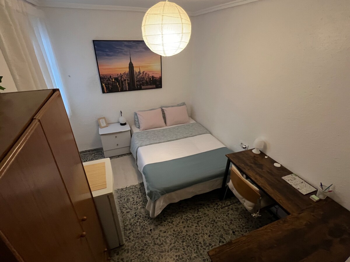 Habitación simples en Mislata (Valencia)