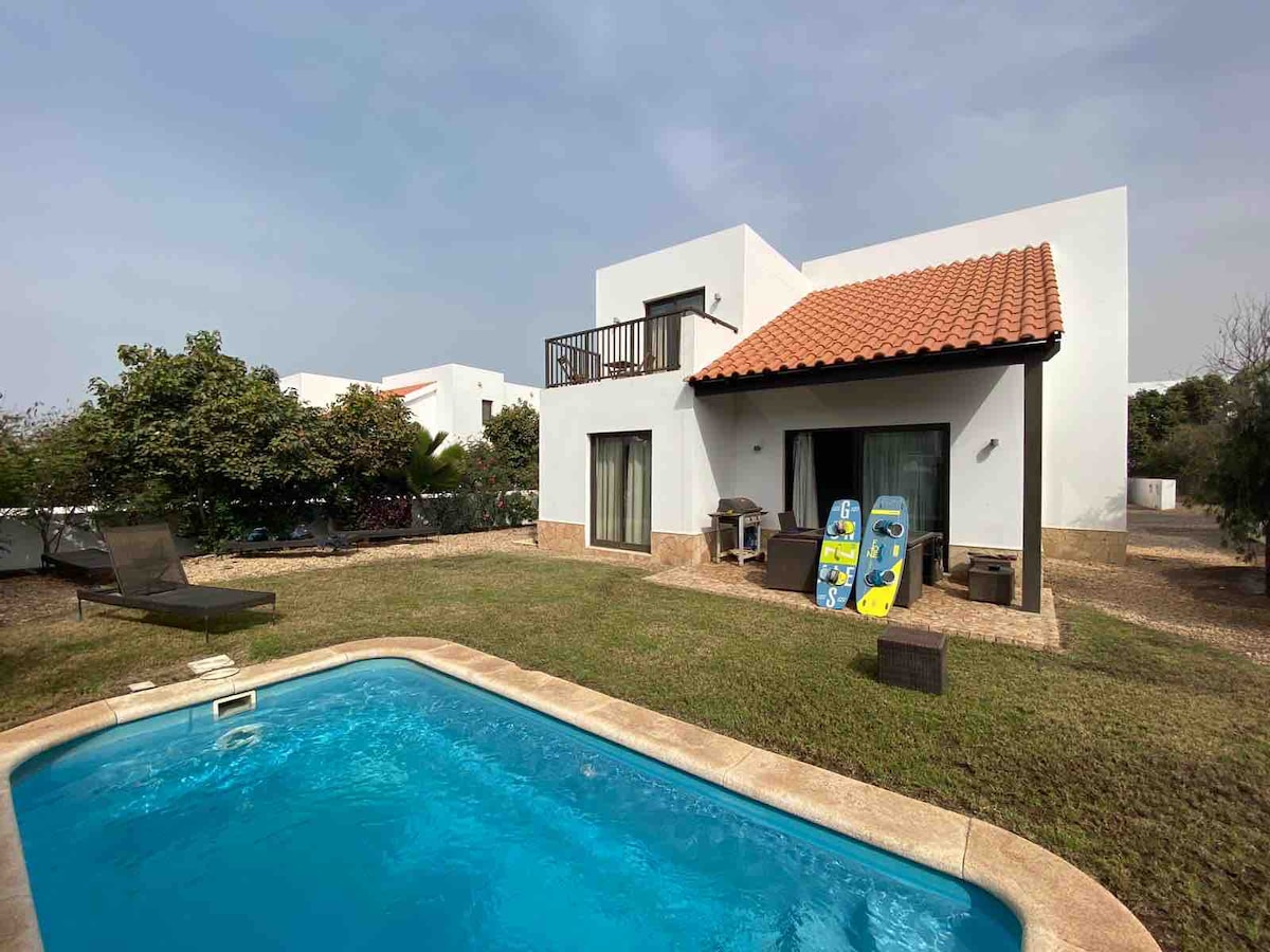 * Sea view 3 bed/ 3  bath villa *