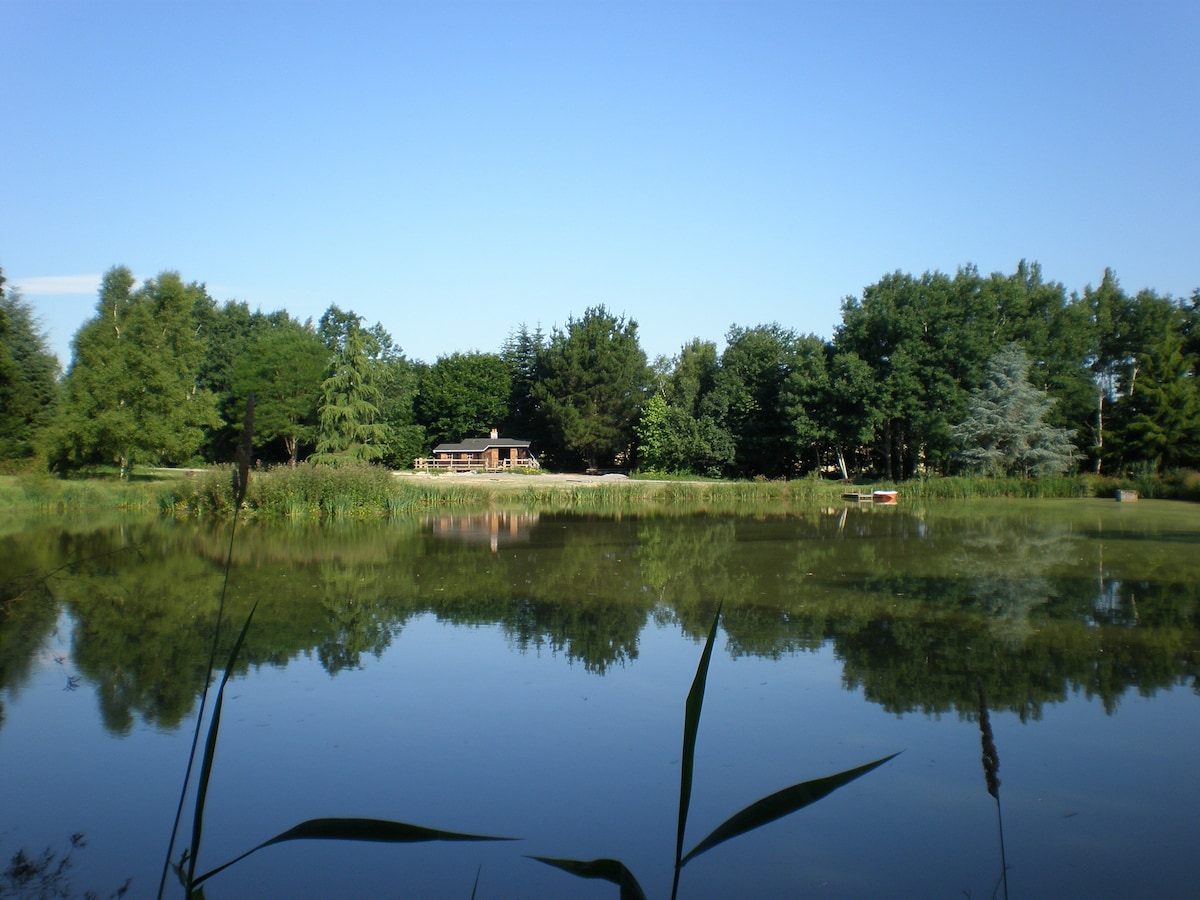 Chalets avec étangs de pêche privés