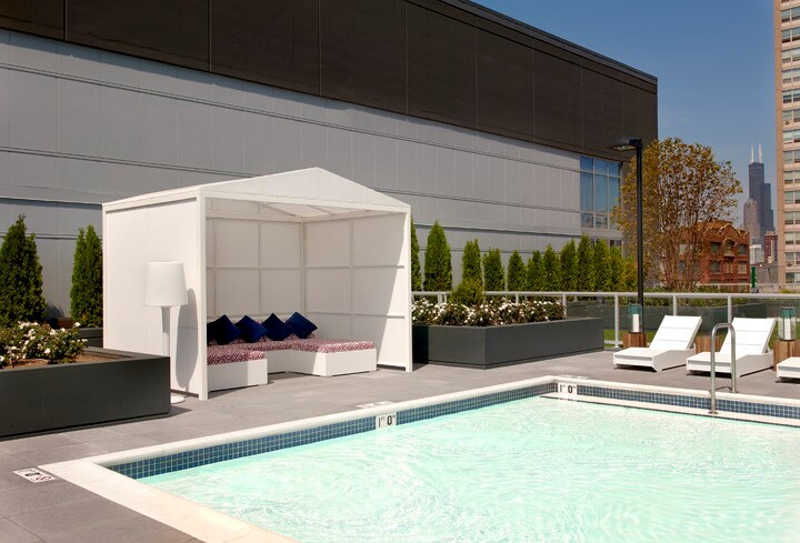 麦考密克现代全新2张床豪华泳池热水浴缸