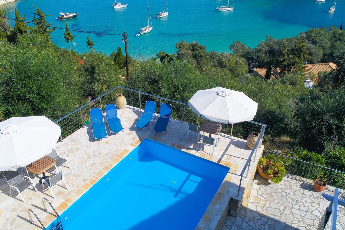Meropi别墅：海景、私人泳池、空调、免费无线网络