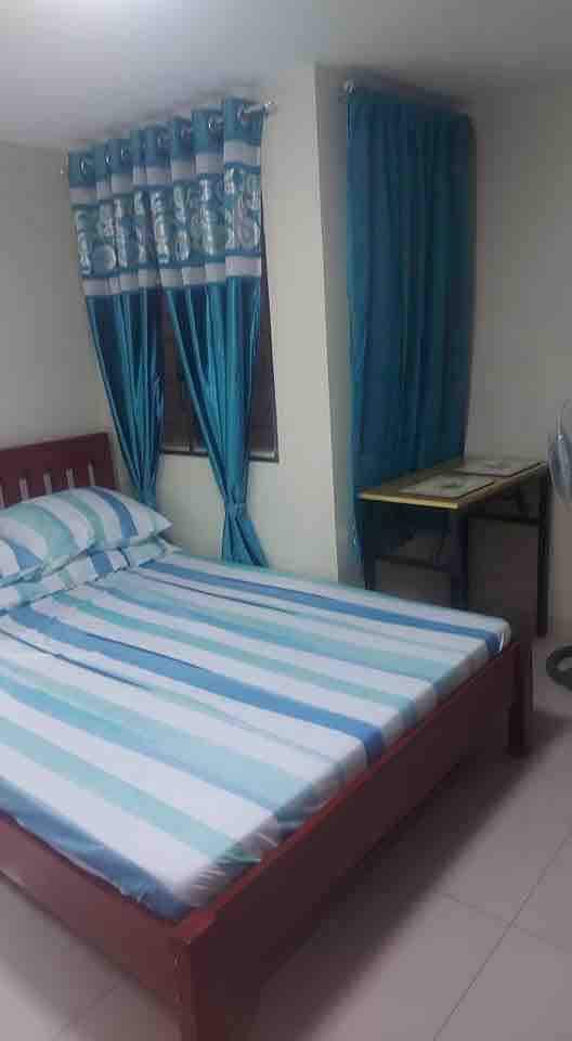 ₽ 750/晚efan房间，干净， Araneta中心