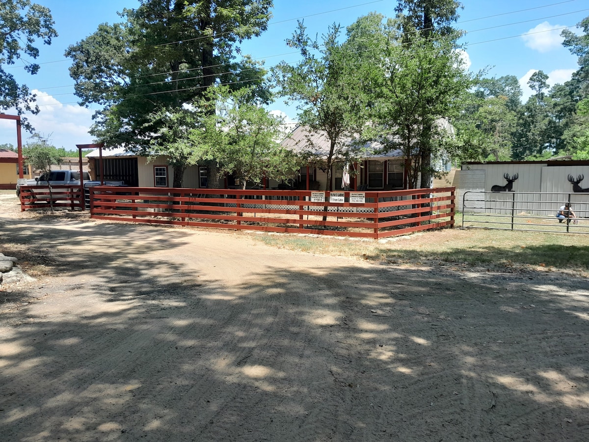 Lake Sam Rayburn Cabins # 1 Monterrey Park Launch