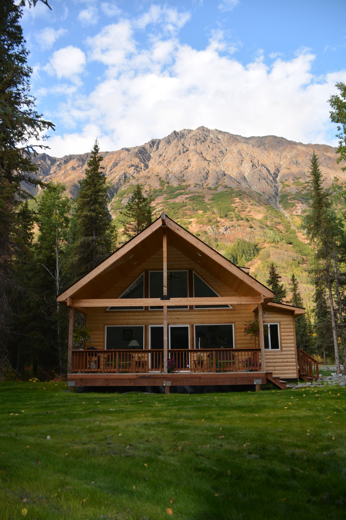 Lower Paradise Log Cabin