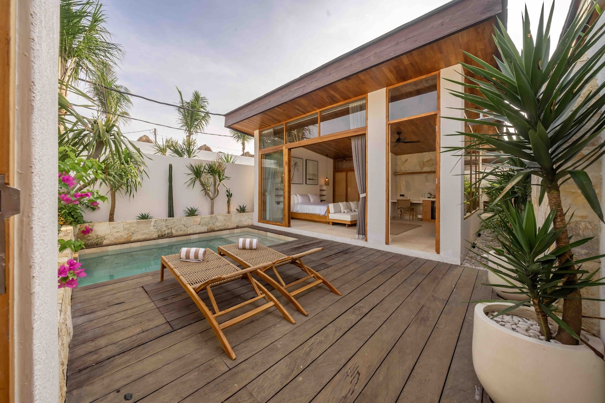 Stylish 1 bedroom private pool studio villa