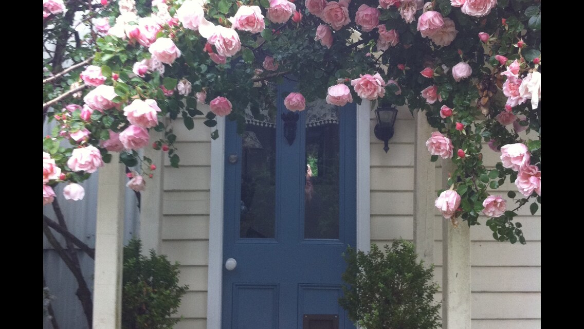 玫瑰小屋c1860。法式风格。