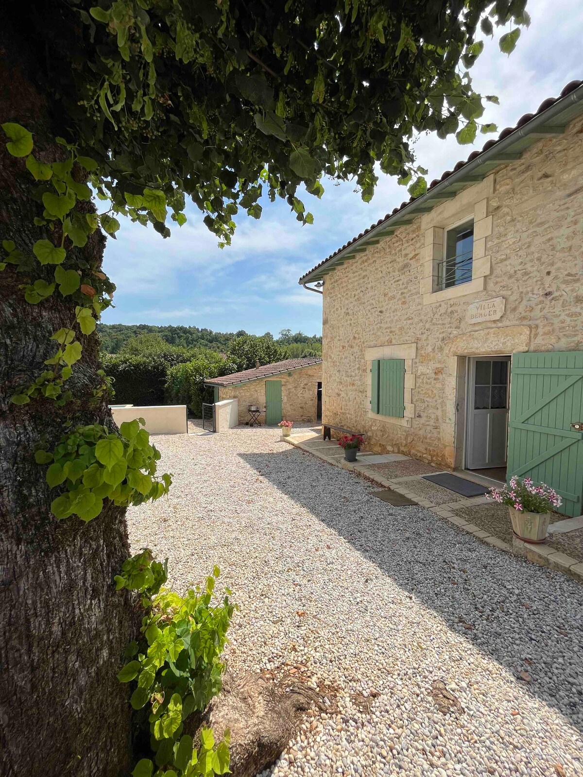 Maison au cœur du Périgord vert, piscine privée