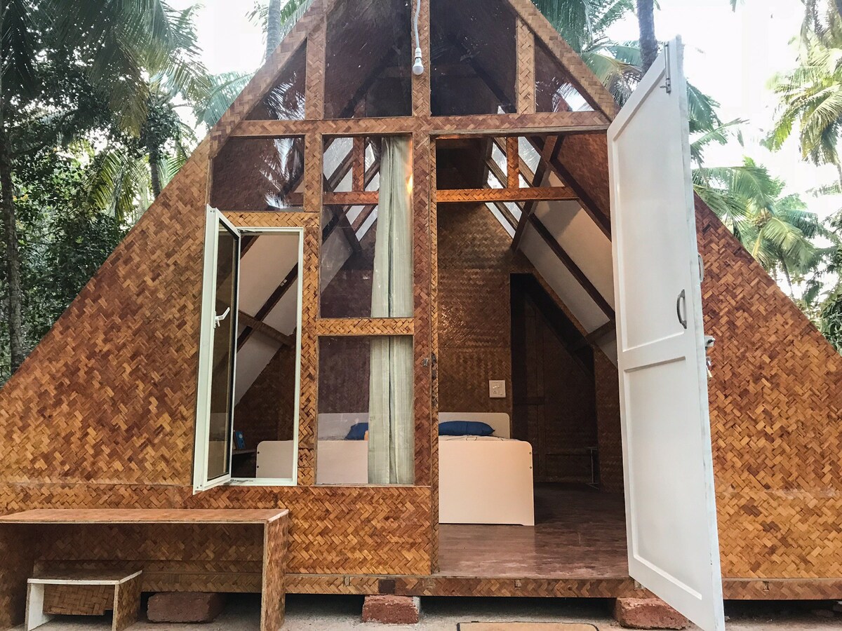 Jungle Hut Trikon, Yogdan Goa, Agonda Beach