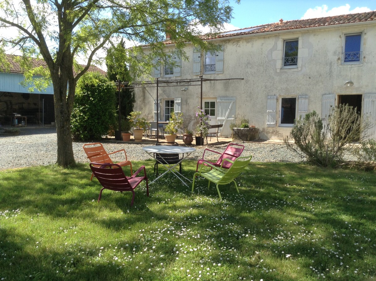 Quiet cottage near La Rochelle