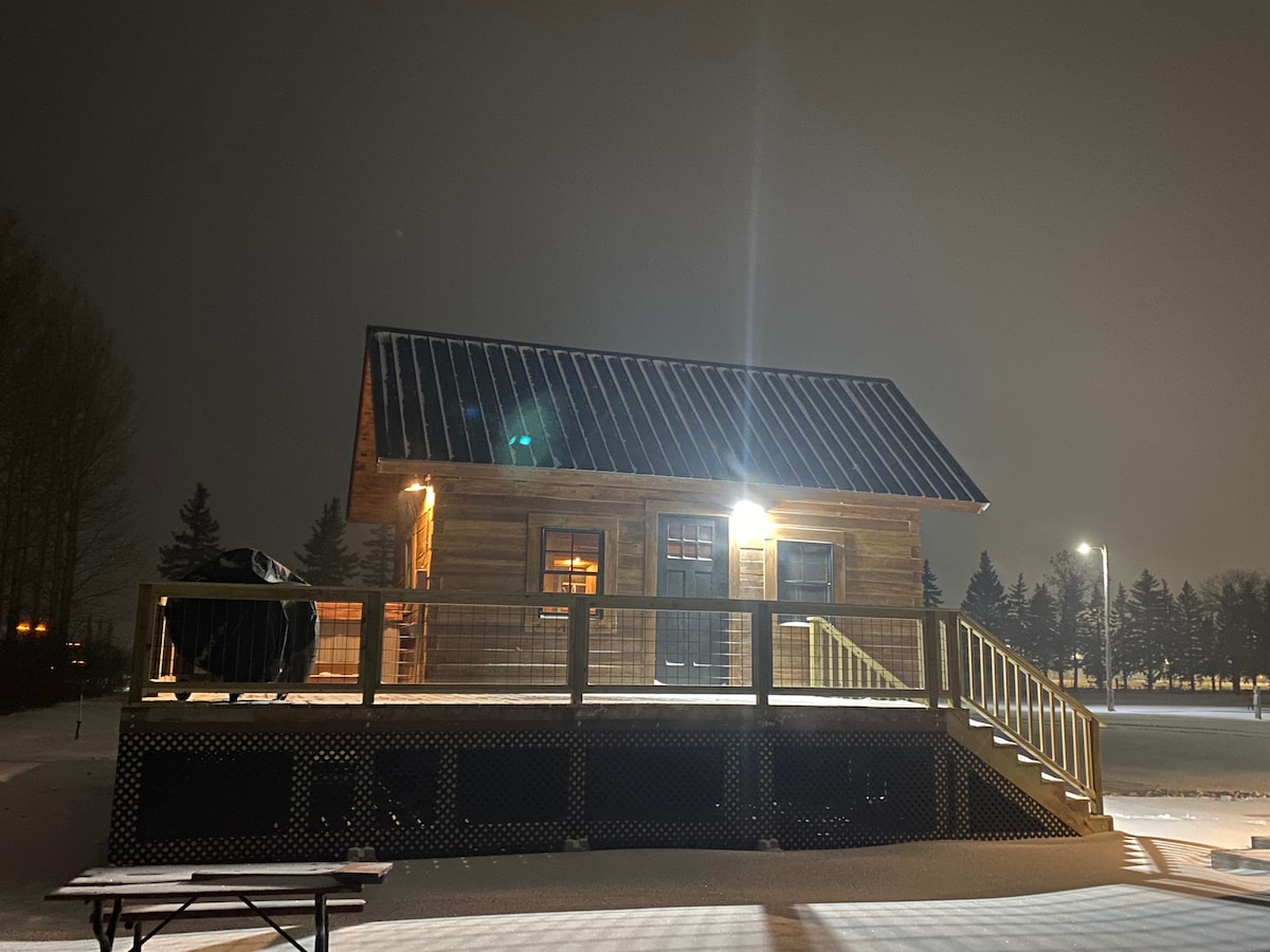 Homestead Cabin at the Hillsboro Campground