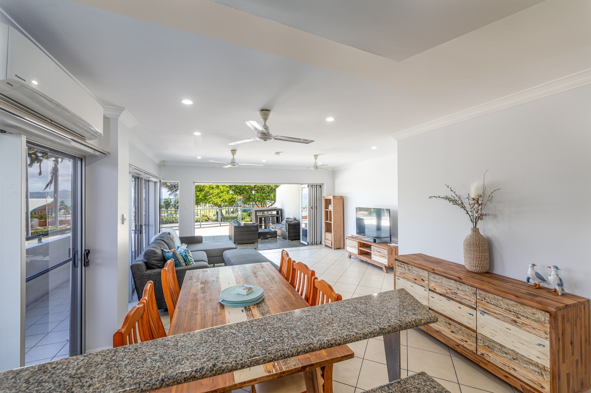 3 Bedroom with Rockpool and Magnetic Island views