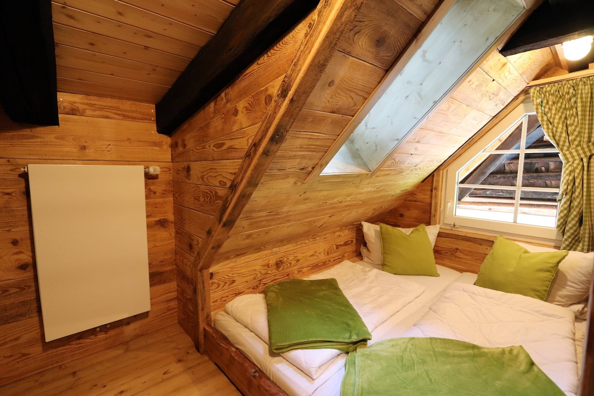 度假屋有机公司Lippenhof （ Breitnau ） ， 250平方米的度假小屋， 5间卧室，最多可容纳15人