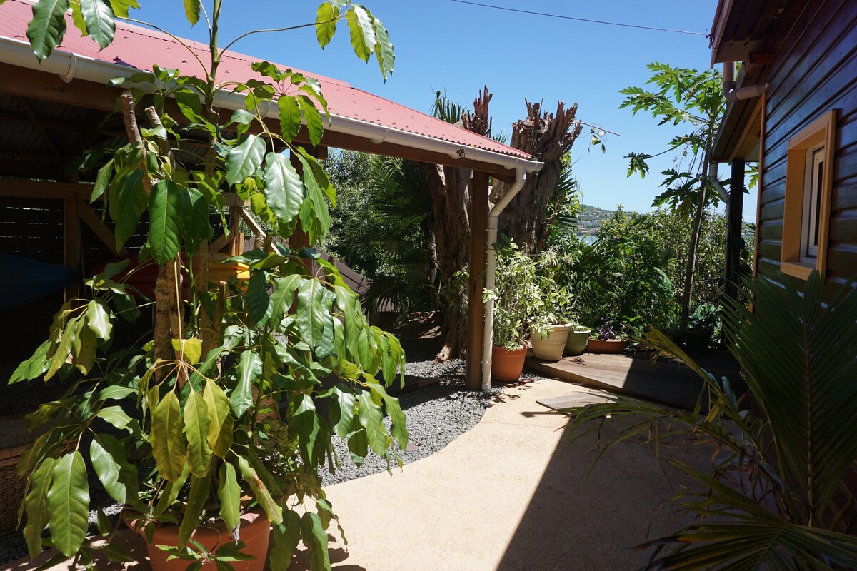 Maison en bois proche de Nouméa