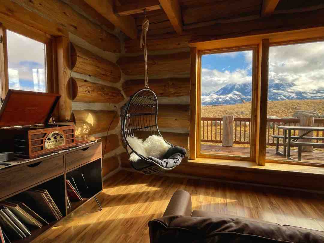 Yellowstone Basecamp小屋-壮丽山景