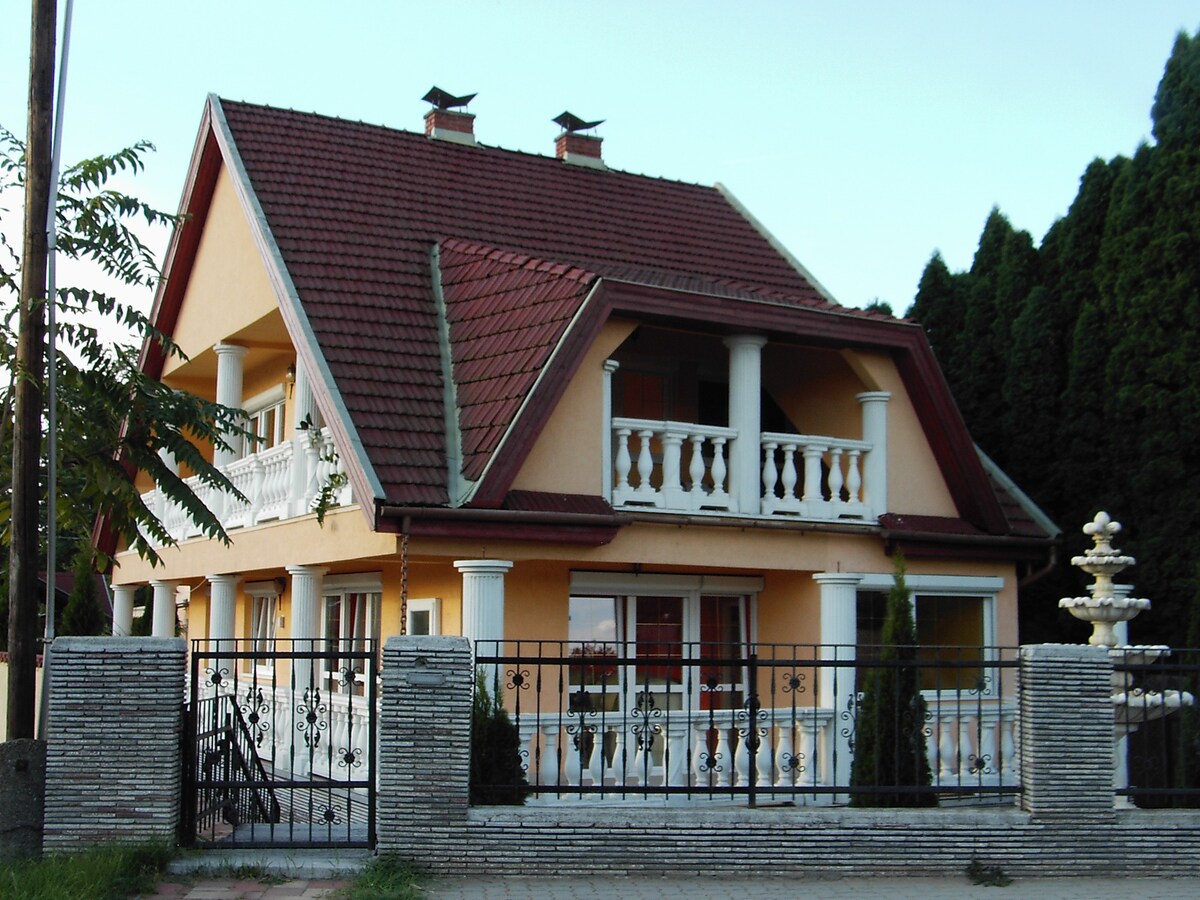 Koppi House Siófok