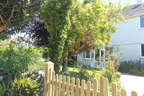 Tranquil country home just minutes to the beach