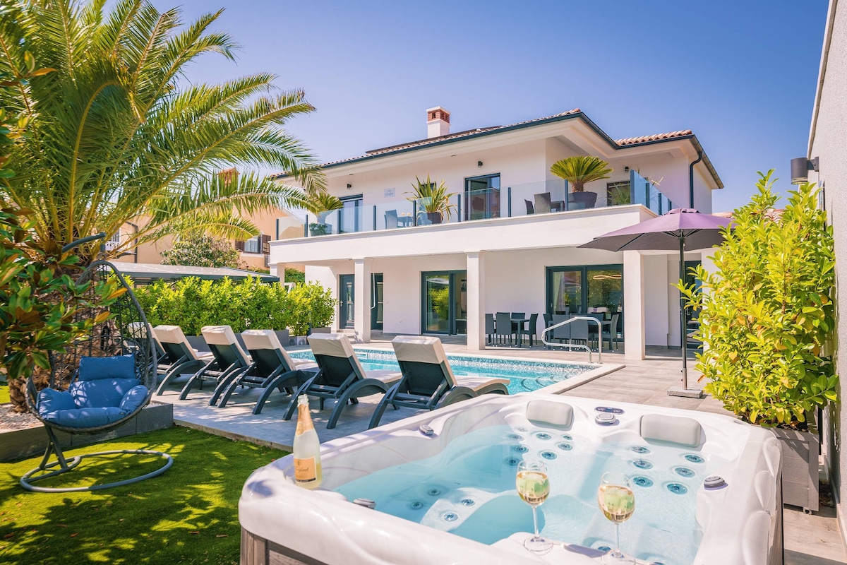 NEW Villa Elodie in Medulin