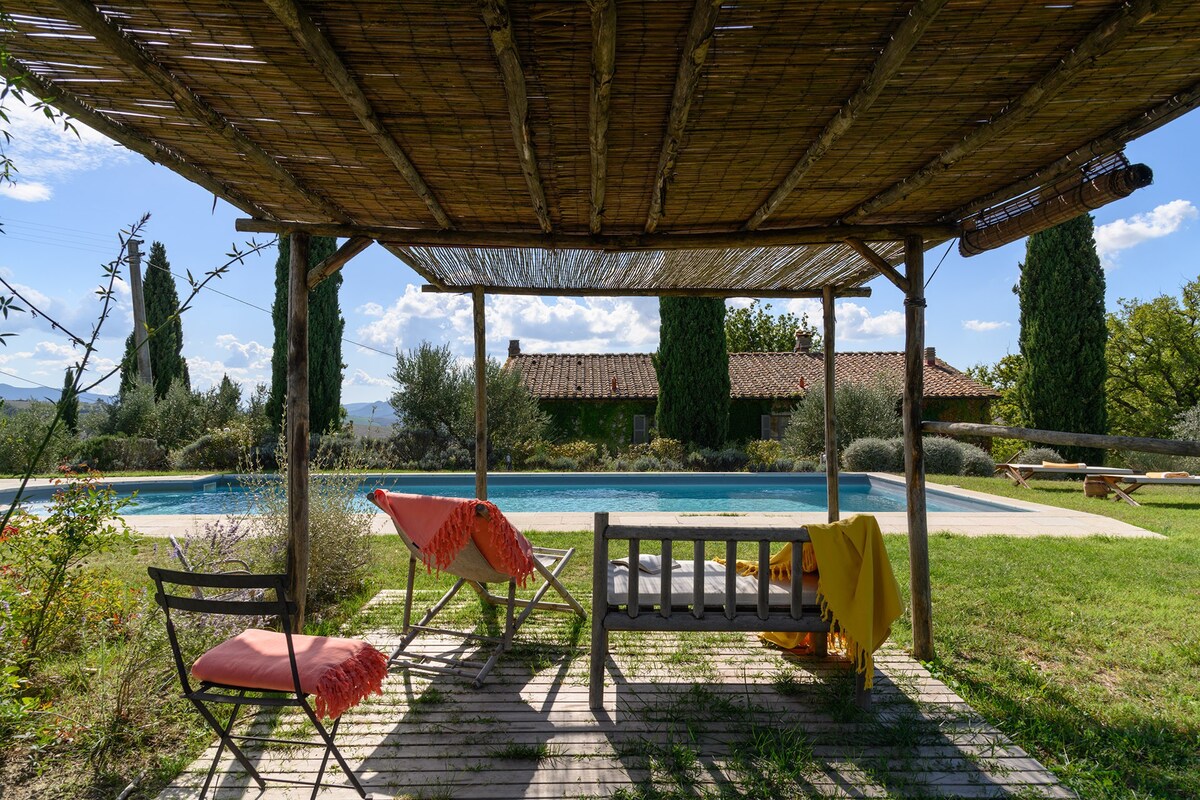 Farmhouse with private pool Vacavilla Exclusive