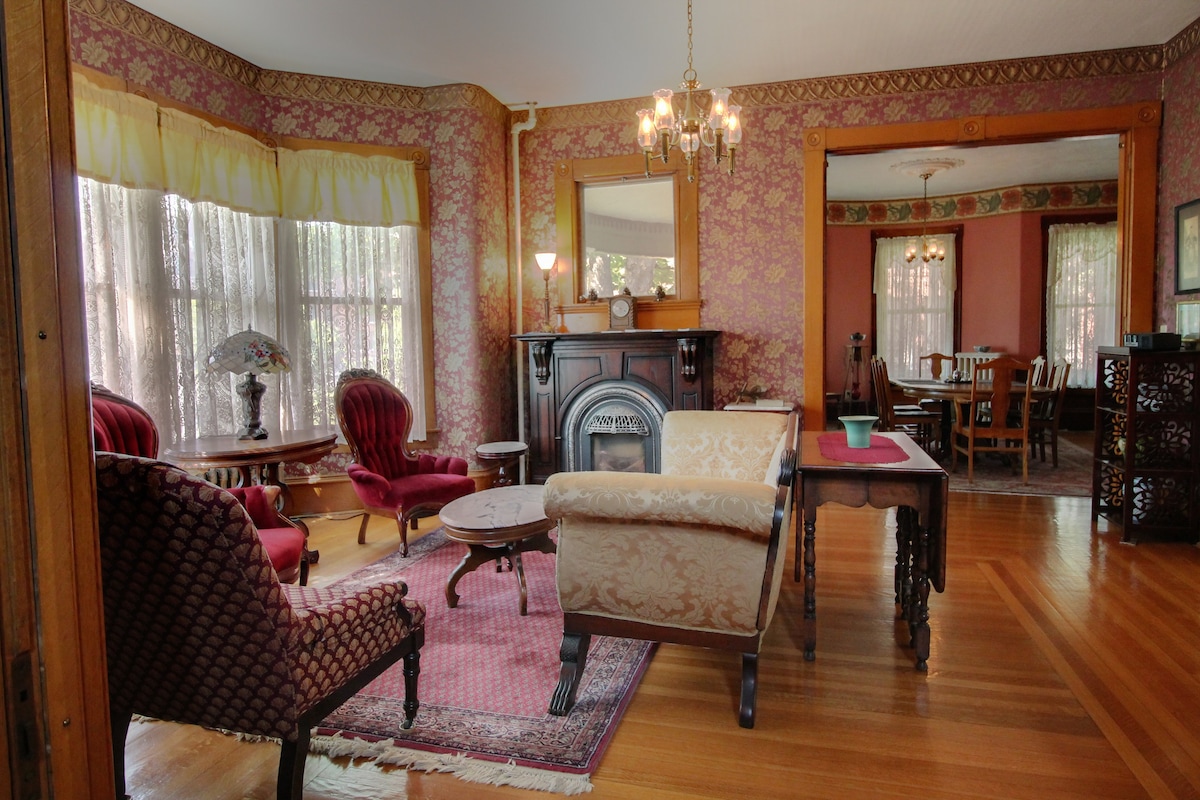 The Tower Room at Maplecroft Bed & Breakfast