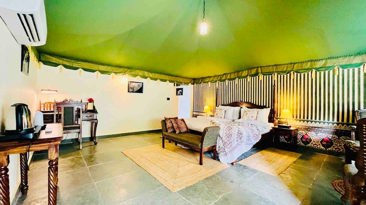 Cottage with Garden View + Swimming Pool @ Sariska