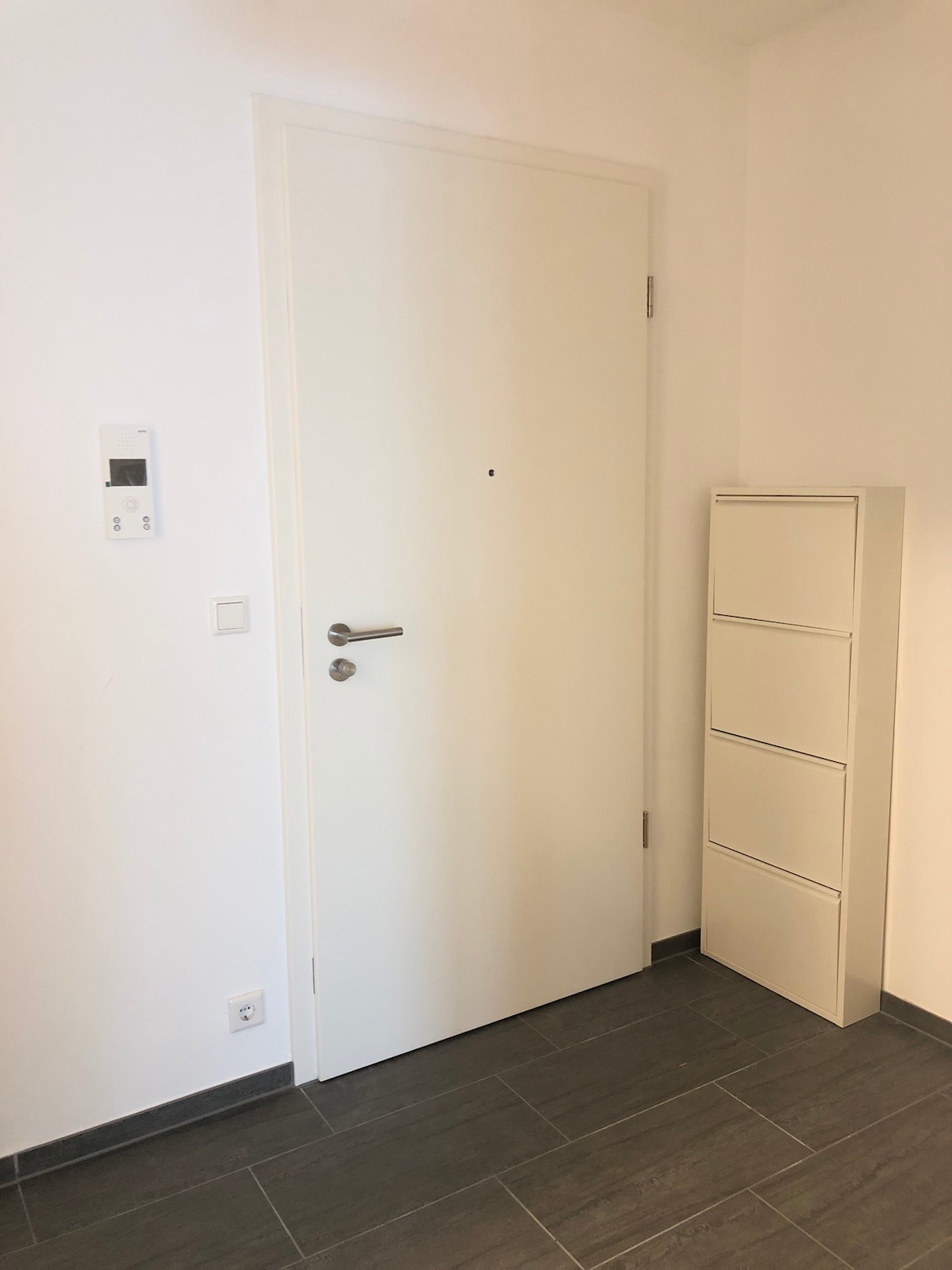 2 Zimmer Wohnung 57 m² nahe Hbf mit Garten zentral