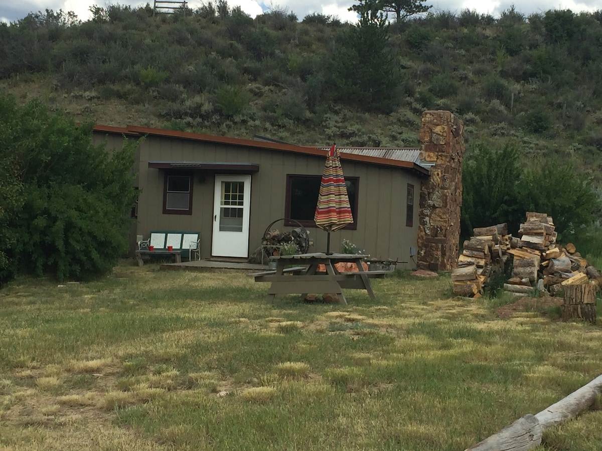 El Rancho Pequeno Bunk House