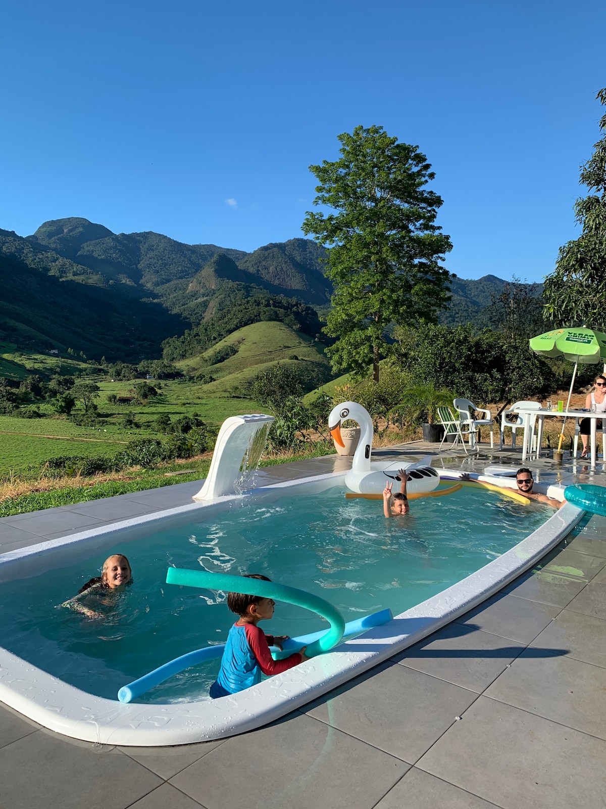 Casa de campo com piscina e uma linda vista 360°