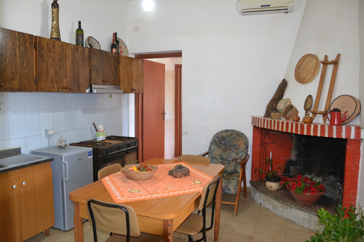 small nice flat in sardigna, Giba