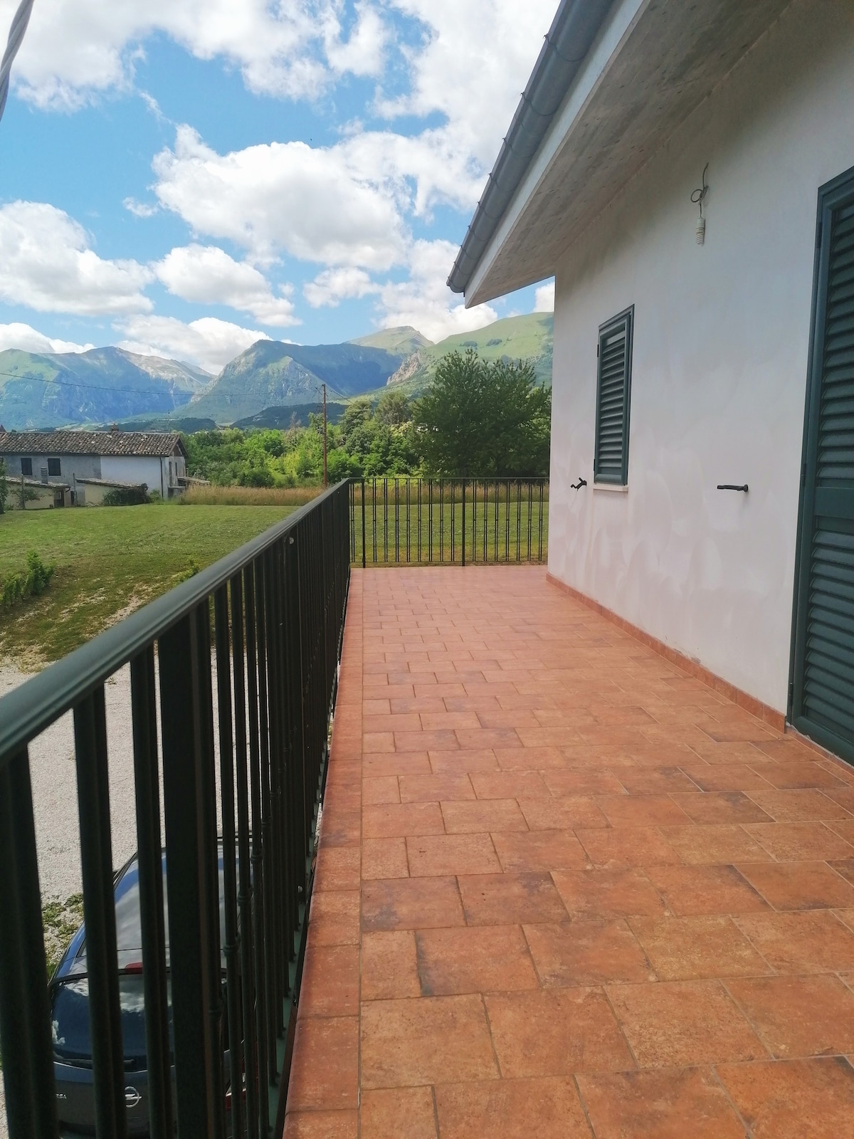 B&B PRIMA DELL 'Alba - VISTA SIBILLINI - INTERO应用程序