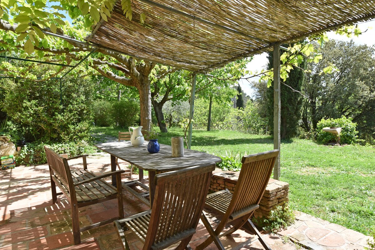 Farmhouse in Draguignan with terrace