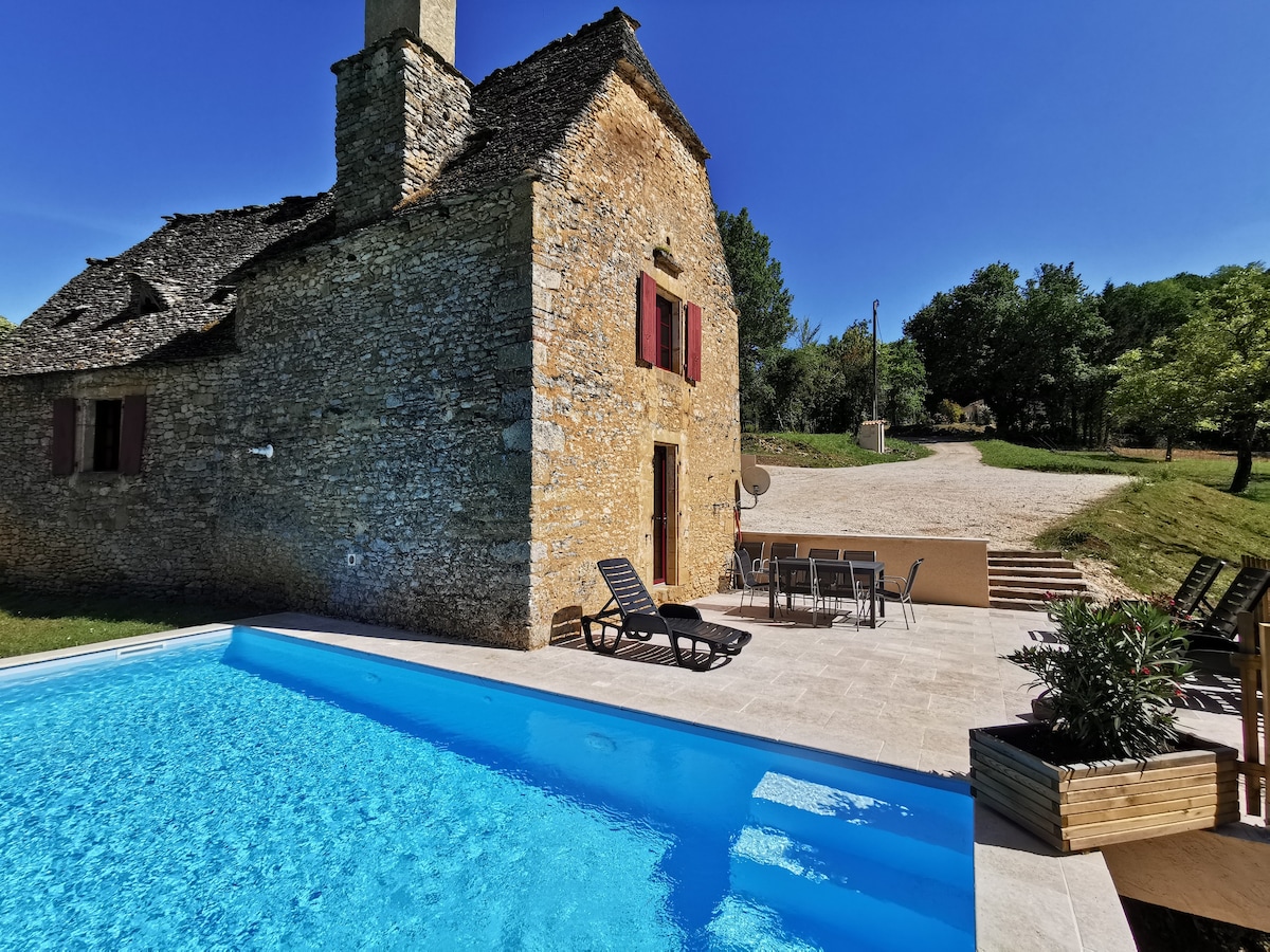 Montignac Lascaux House （ 8人）加热泳池