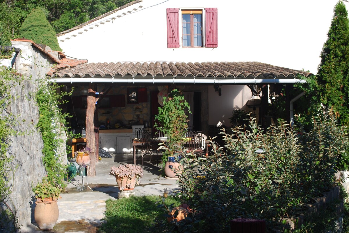 chambre chez les hotes calme reposantes