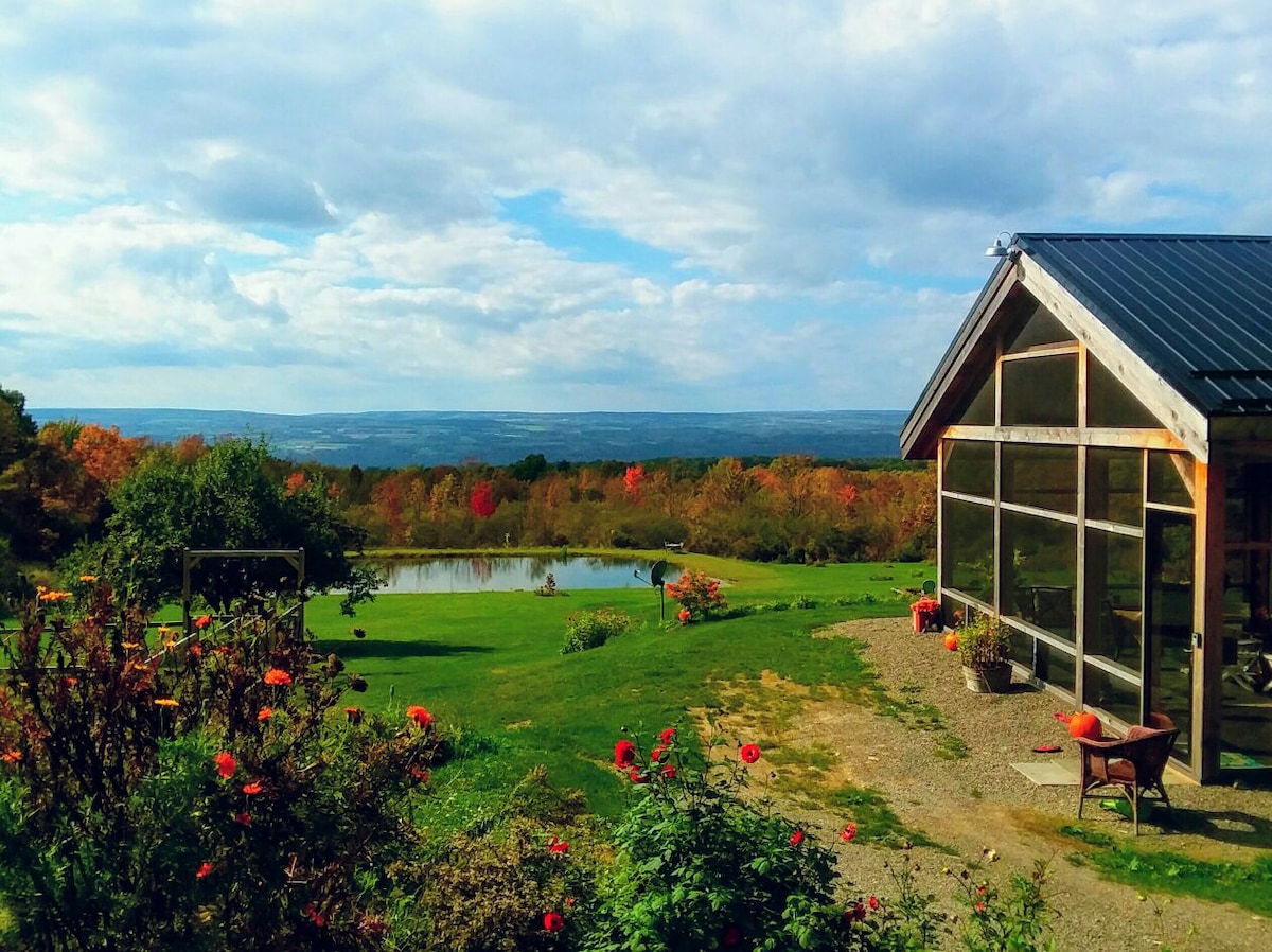 私人EcoBarn Home ，欣赏壮丽的日落景观