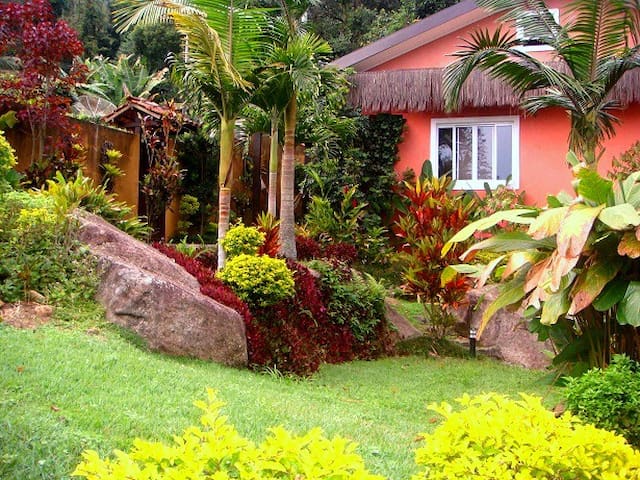  Ilha Grande, Vila do Abraão的民宿