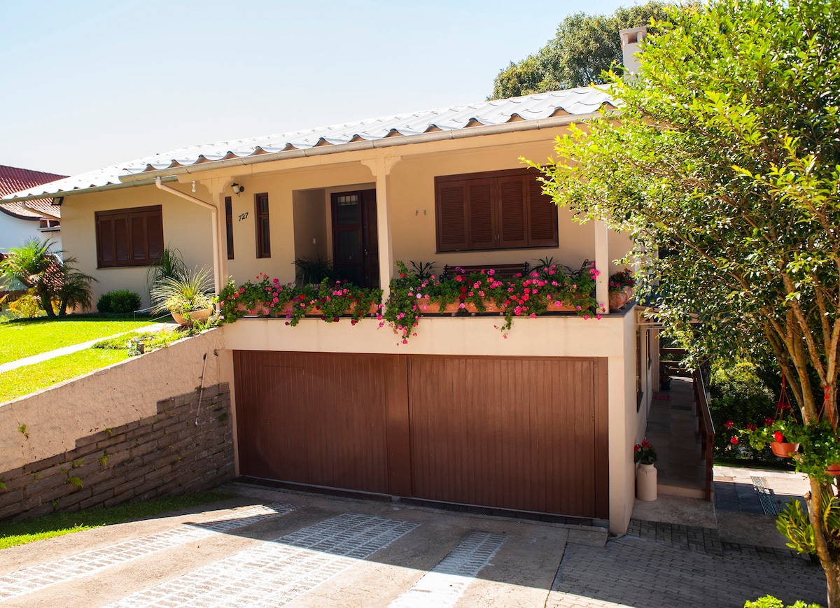 Cozy House in Bento Gonçalves - RS