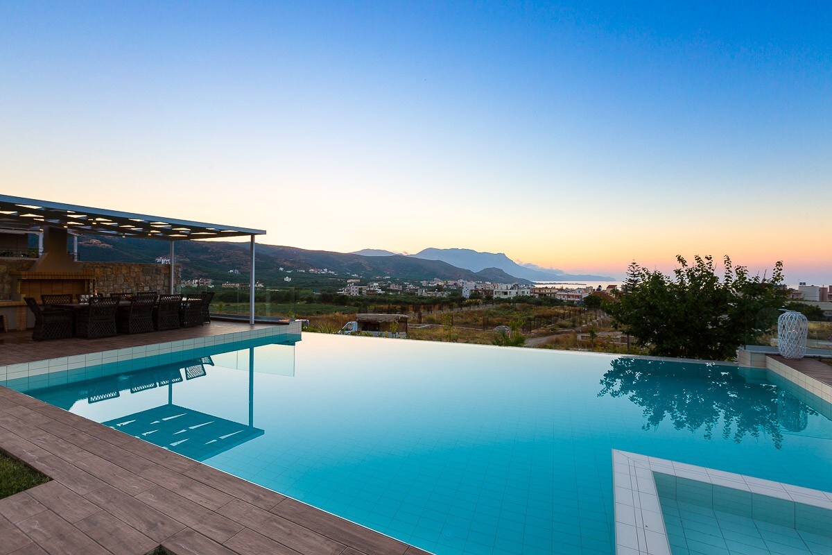 Villa Anemeli,luxury,spacious outdoor area,seaview