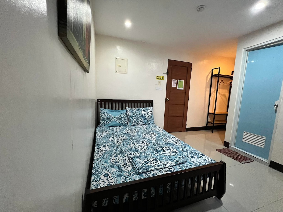 P1499 ，情侣房（ 203 ） Macasil Suites ， San Remigio