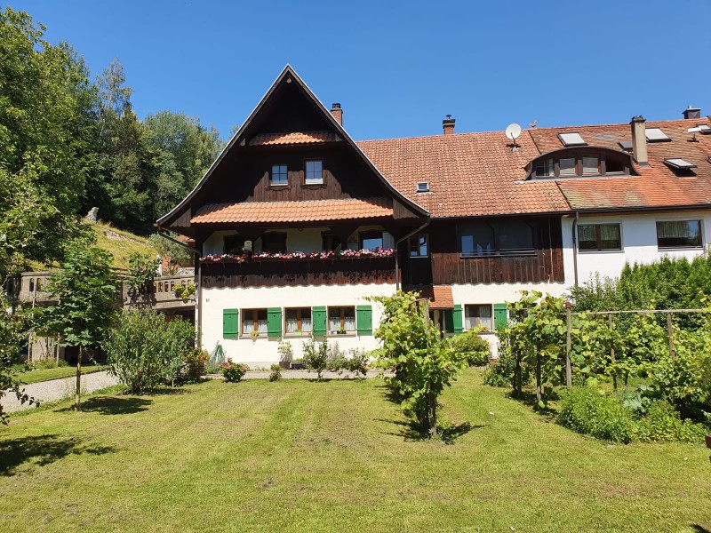 Haus Wald & See - Ferienwohnung mit Terrasse