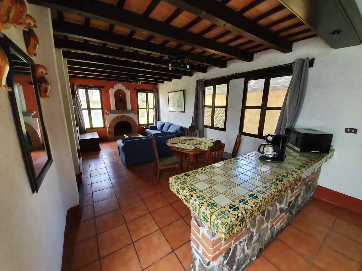 Townhouse with amazing location in Antigua (10)