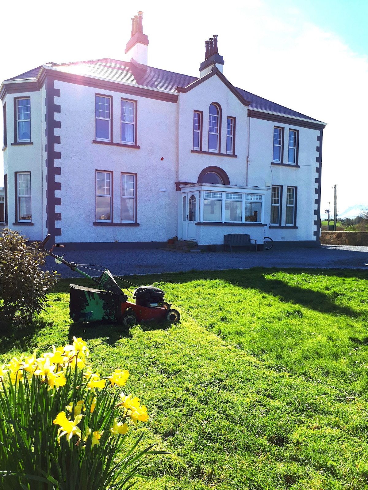 Bundoran Oceanfront Manor House