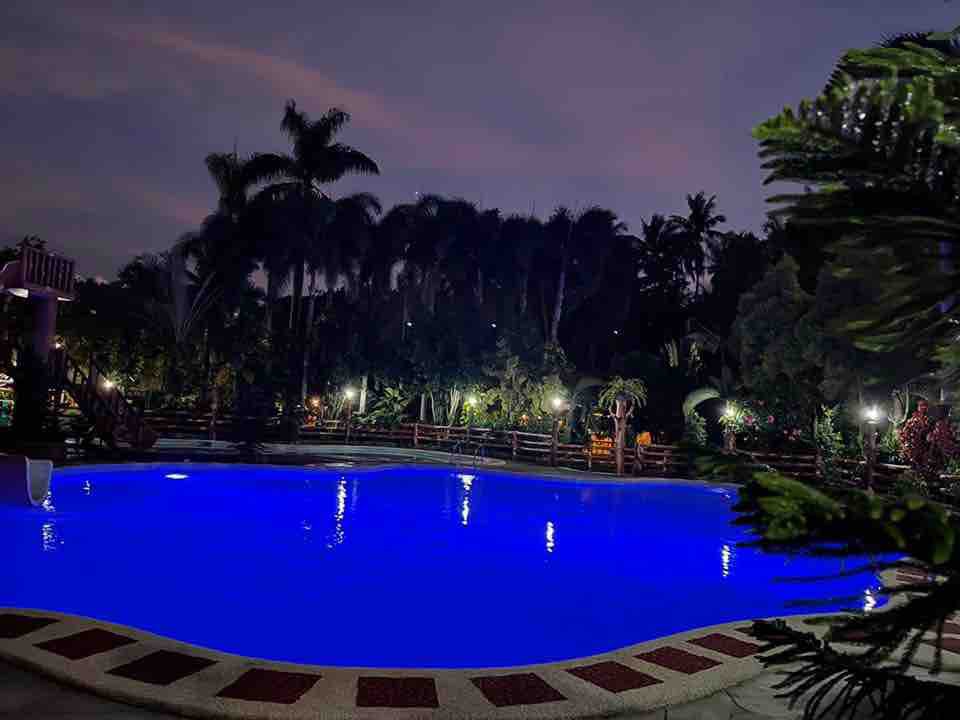 贝纳亚花园度假村（ Villa Bernaya Garden Resort ）
