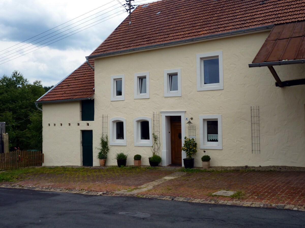 Historic Eifelhaus < Casa Mirabella >