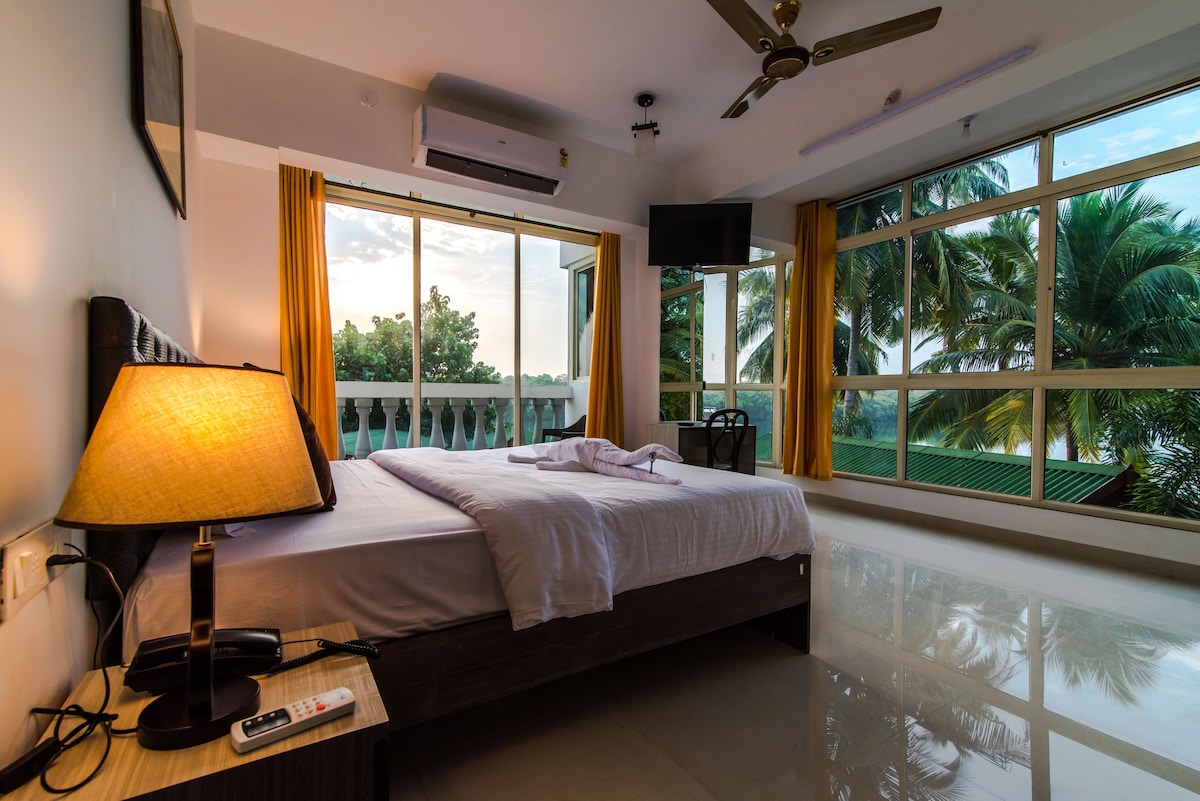 AC Deluxe River View at Cavelossim Goa