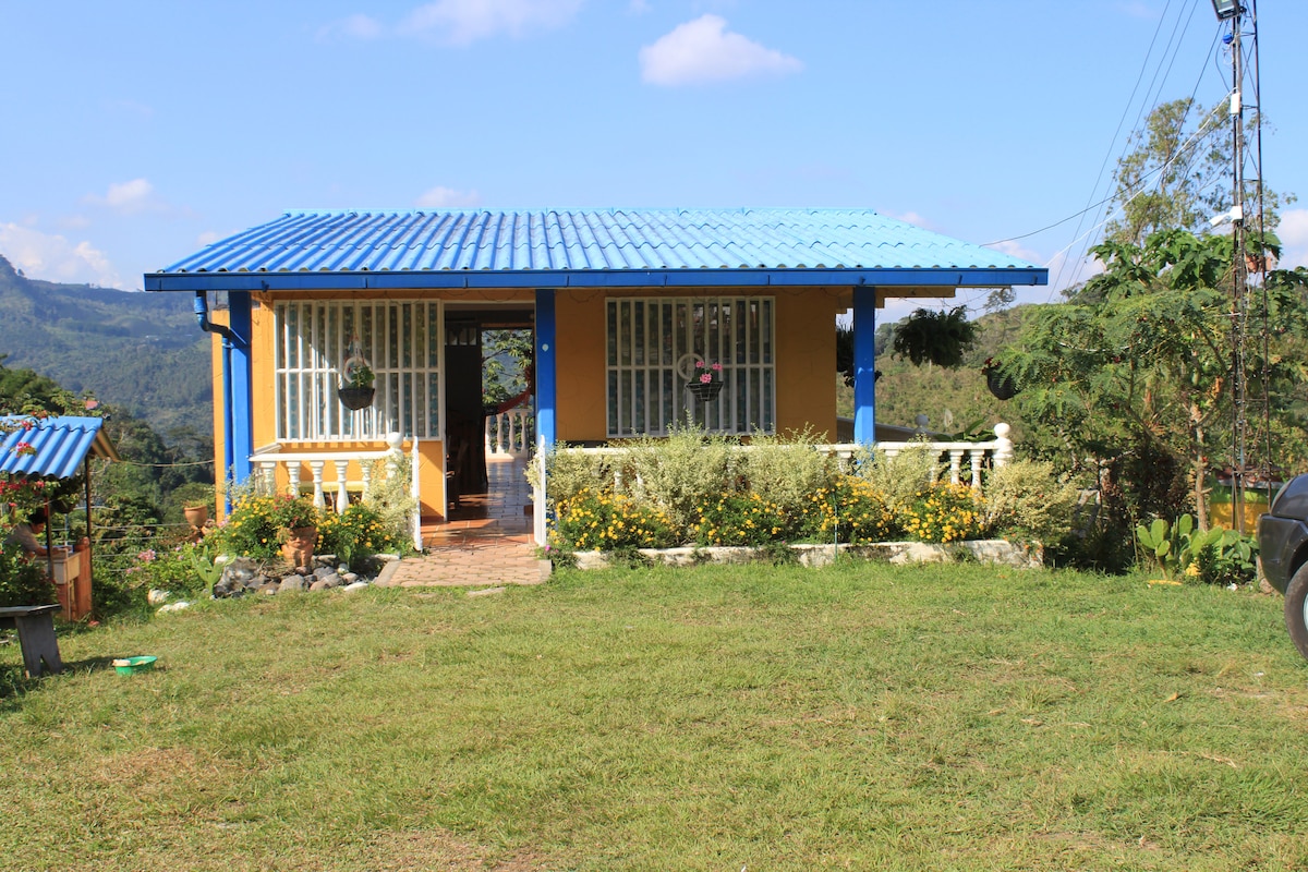 Casa el Colibrí, Finca Cerros de Payuco