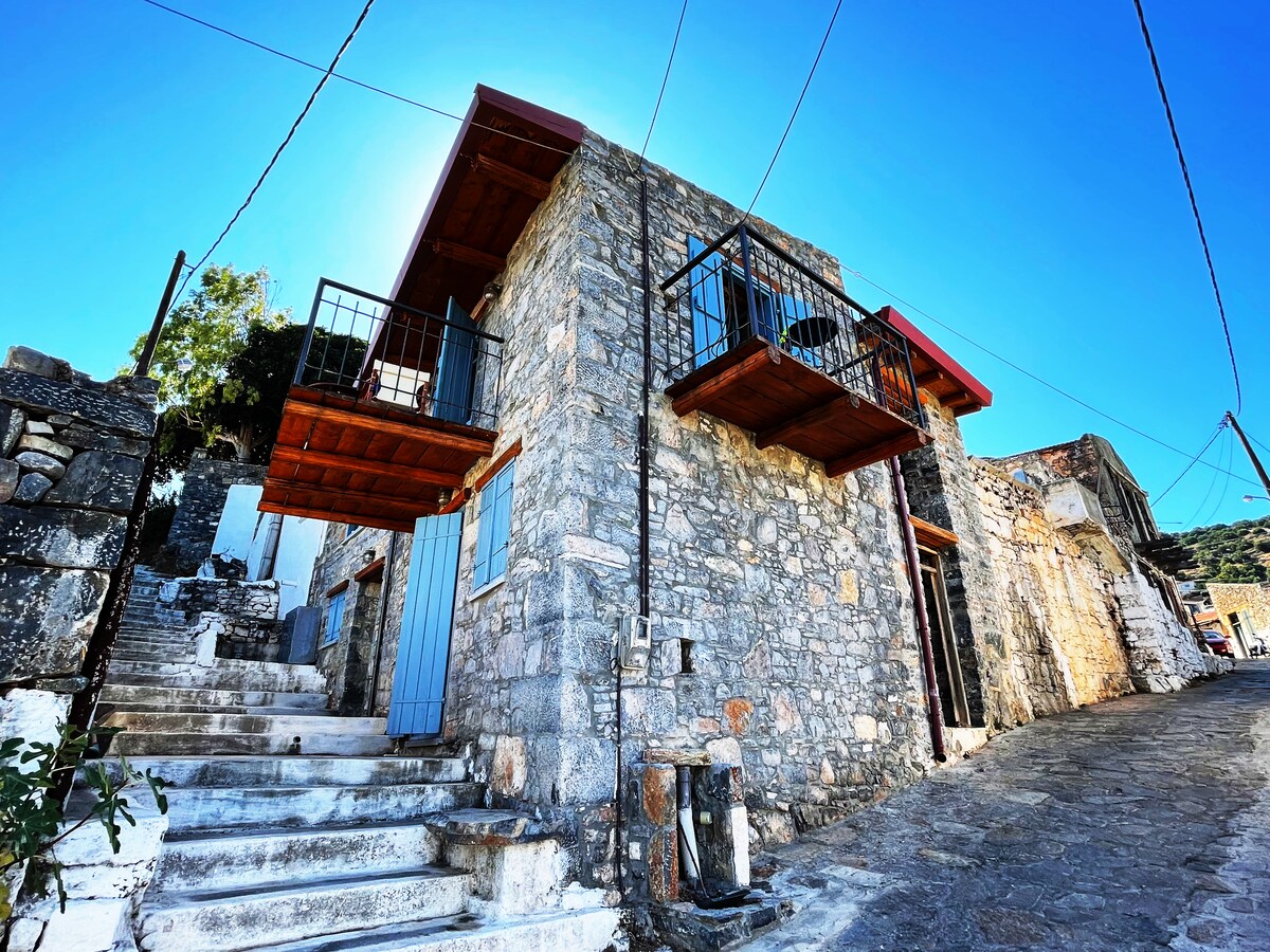 Pappou's Traditional Cottage @ Epano Elounta