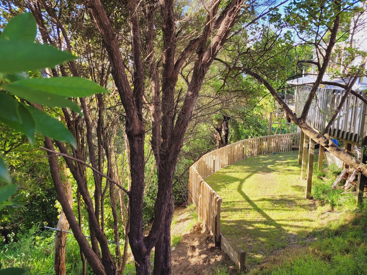 Garden flat in Pukerua Bay