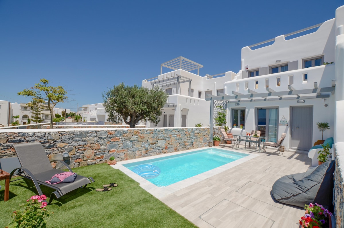 Irianna of Naxos Maisonette House with Pool & View